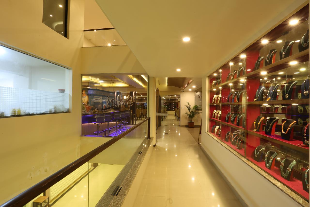 Yatri Suites And Spa Kathmandu Exterior foto
