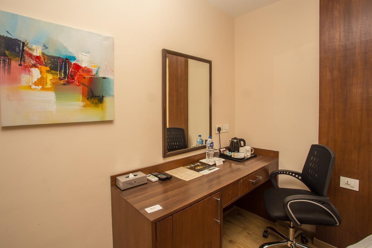 Yatri Suites And Spa Kathmandu Exterior foto