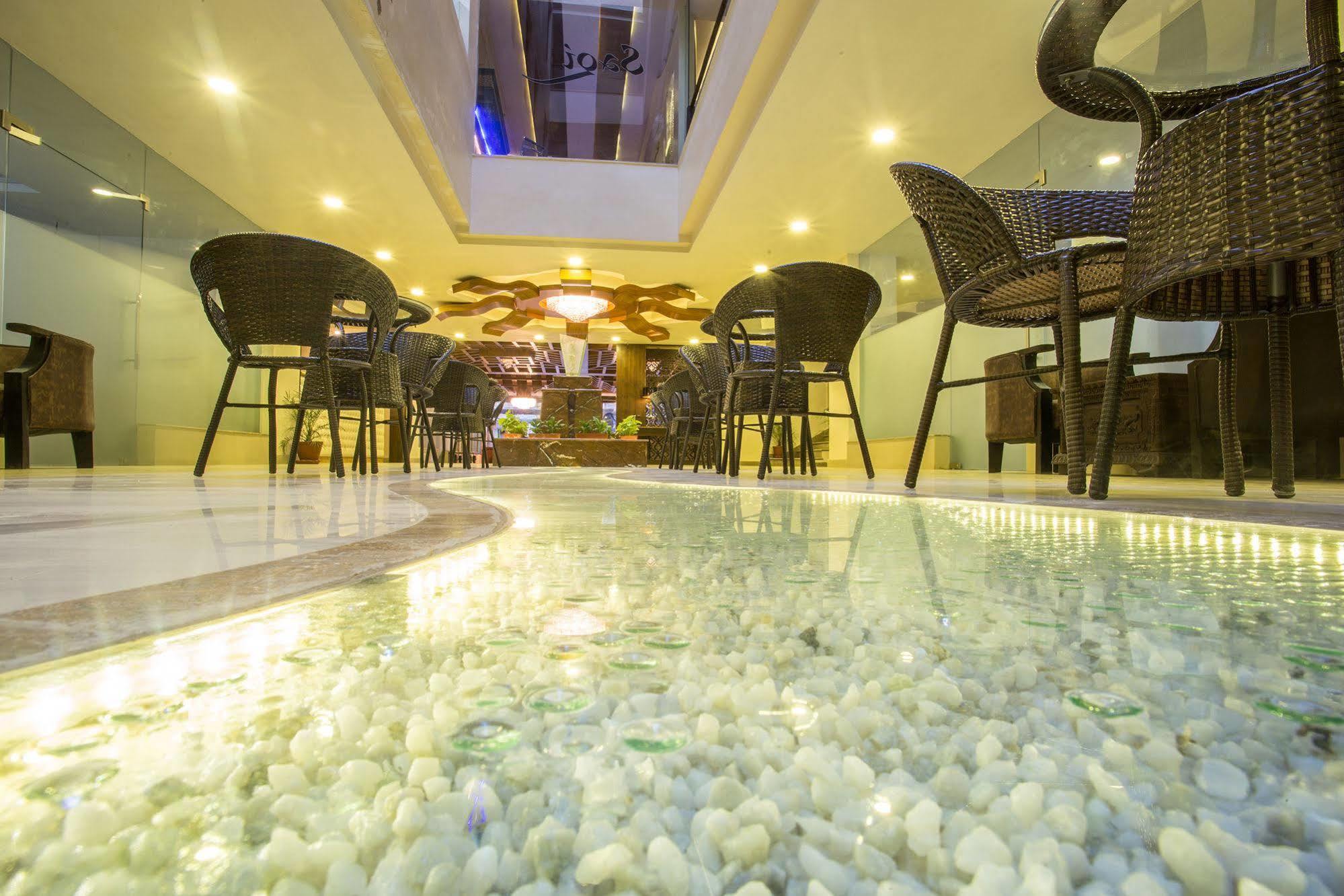 Yatri Suites And Spa Kathmandu Exterior foto